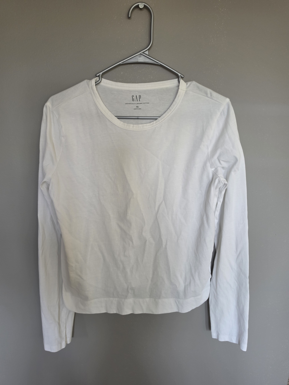GAP Organic Women's Long Sleeve Crewneck Top in White